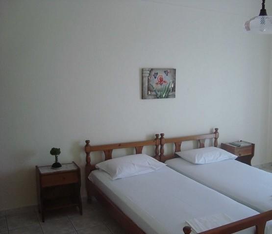 Yianna Studios & Apartments Геракини Стая снимка